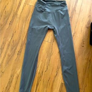 Gray legging